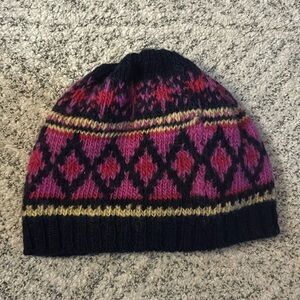 American Eagle winter hat.